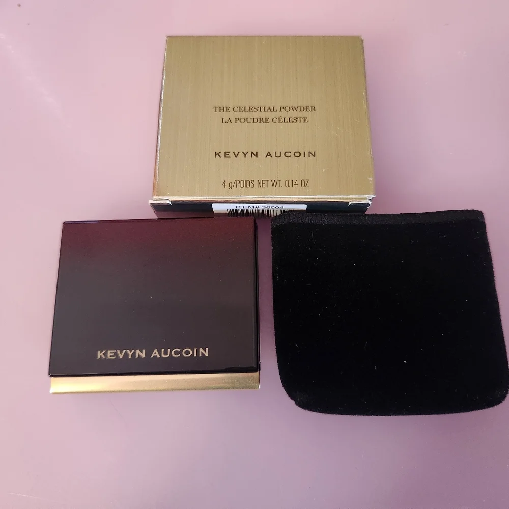 Kevyn Aucoin The Celestial Powder Shade-SUNLIGHT- 🌞 - 0.14 OZ New In Box